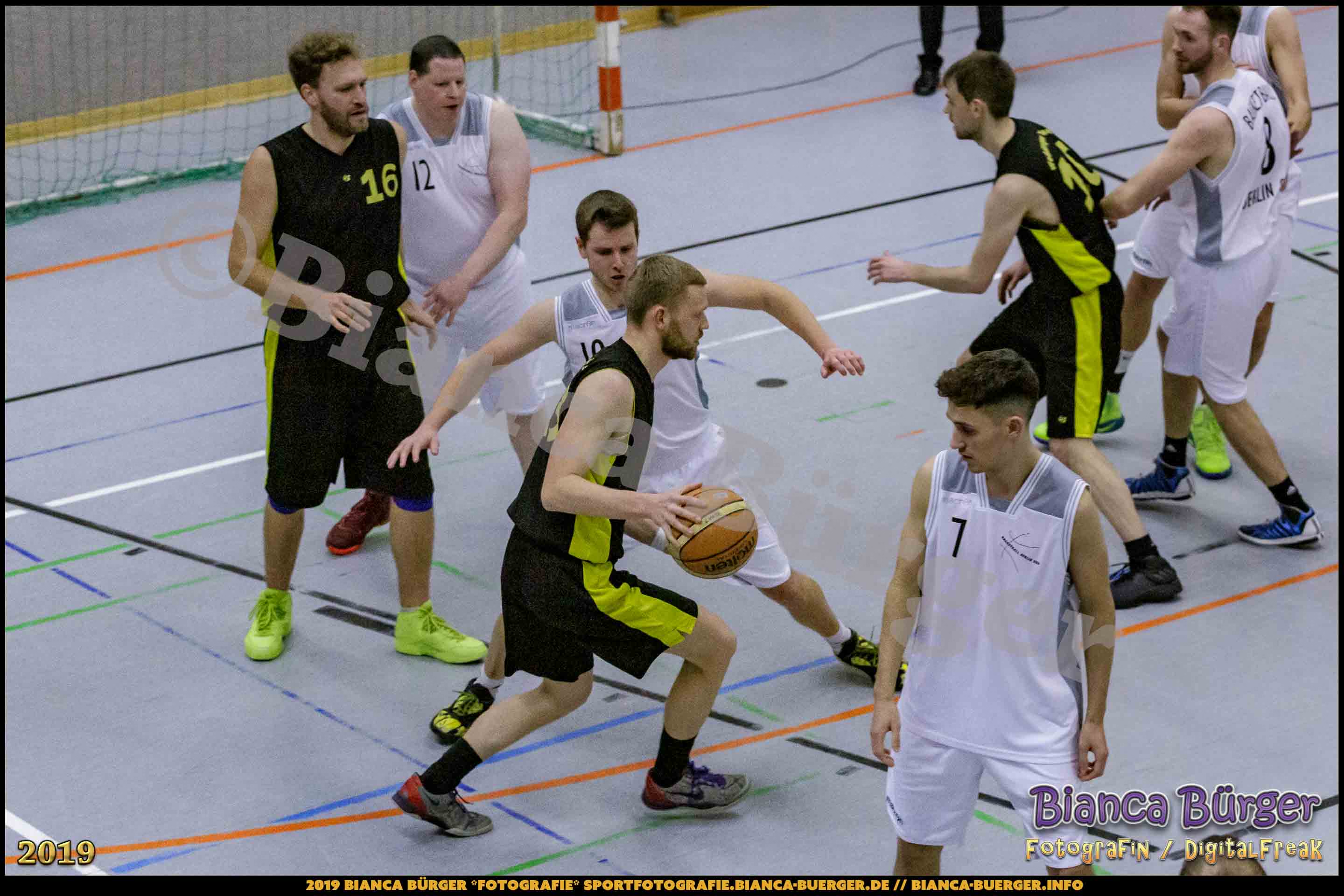He BZB - Basketball Berlin Süd 1 vs Weddinger Wiesel 3 (S18/19, Basketball)