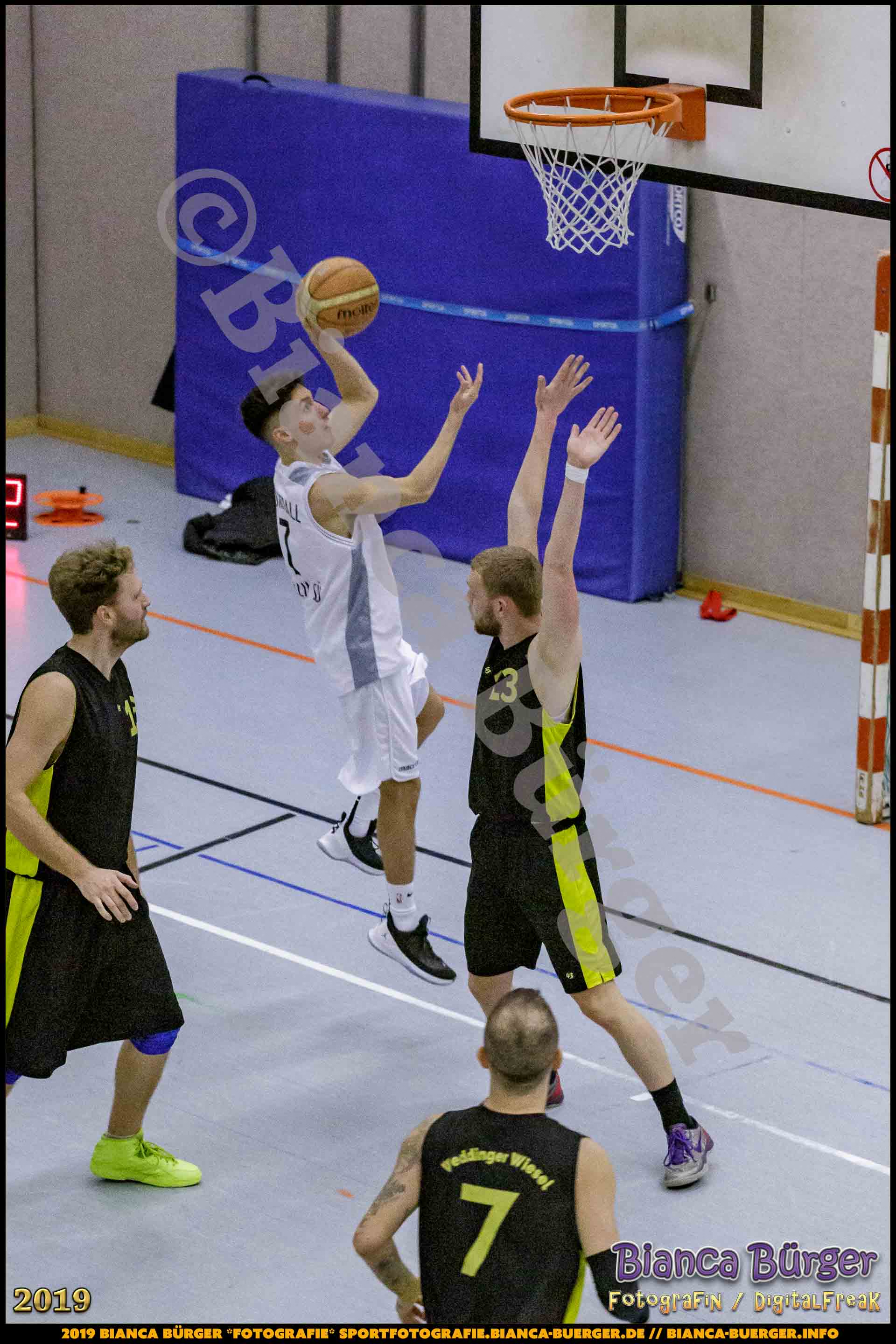 He BZB - Basketball Berlin Süd 1 vs Weddinger Wiesel 3 (S18/19, Basketball)