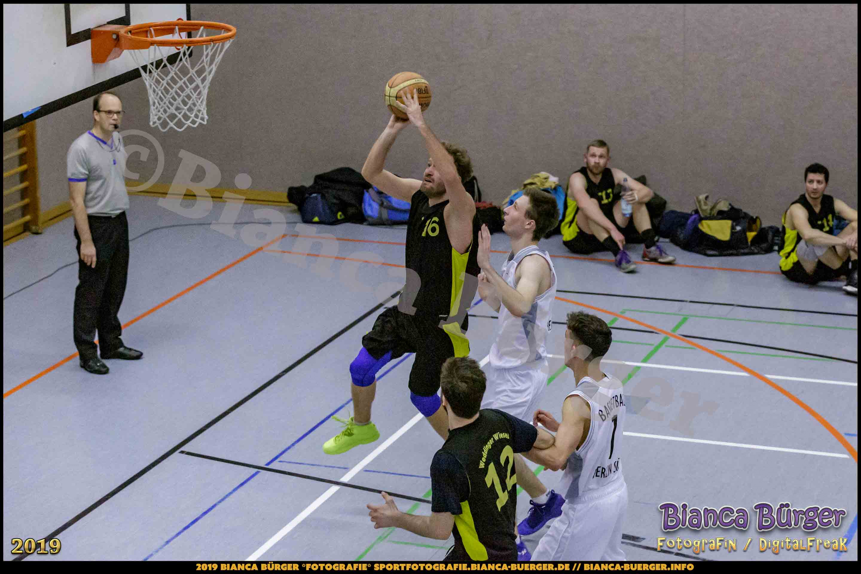 He BZB - Basketball Berlin Süd 1 vs Weddinger Wiesel 3 (S18/19, Basketball)
