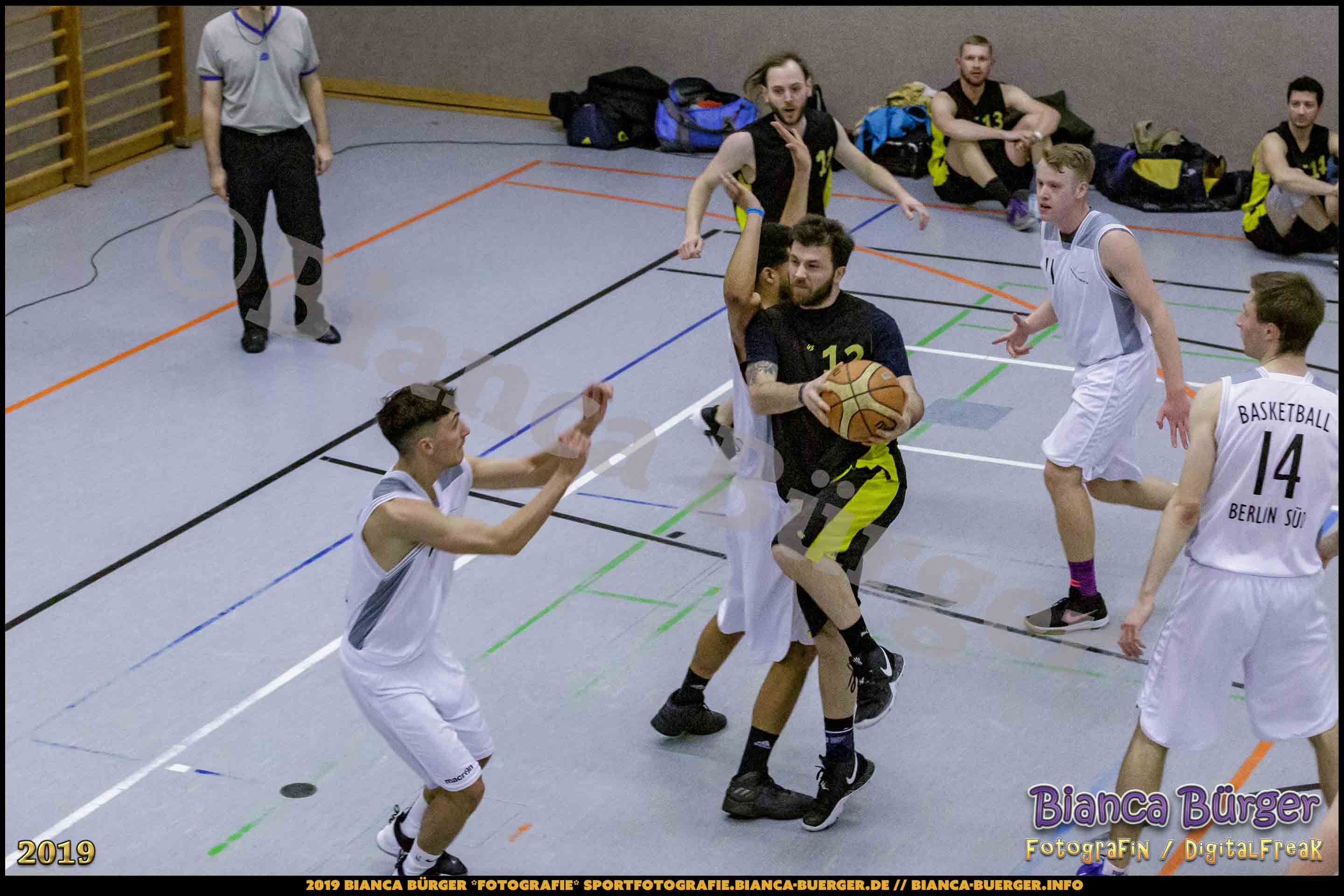 He BZB - Basketball Berlin Süd 1 vs Weddinger Wiesel 3 (S18/19, Basketball)
