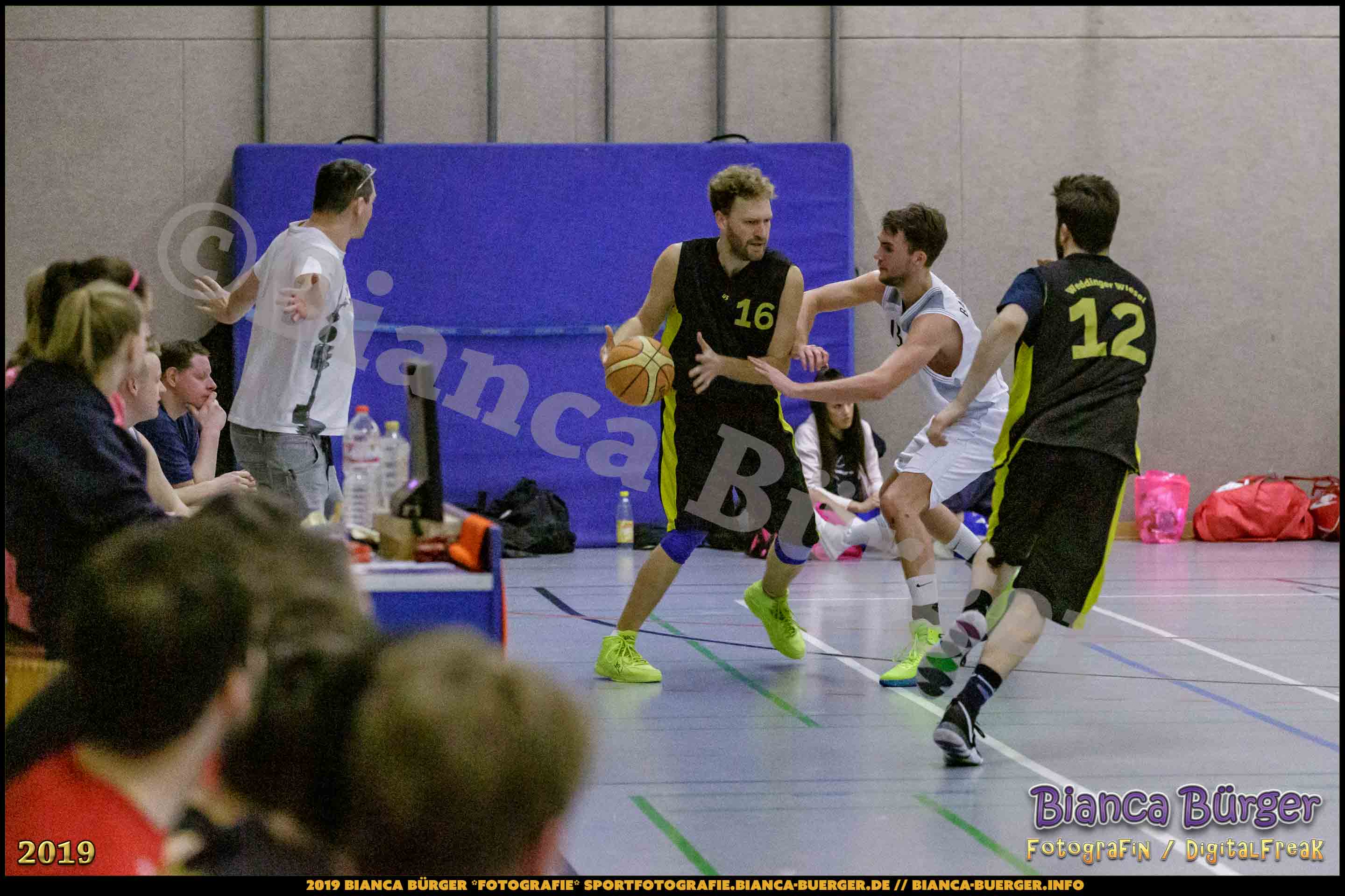 He BZB - Basketball Berlin Süd 1 vs Weddinger Wiesel 3 (S18/19, Basketball)