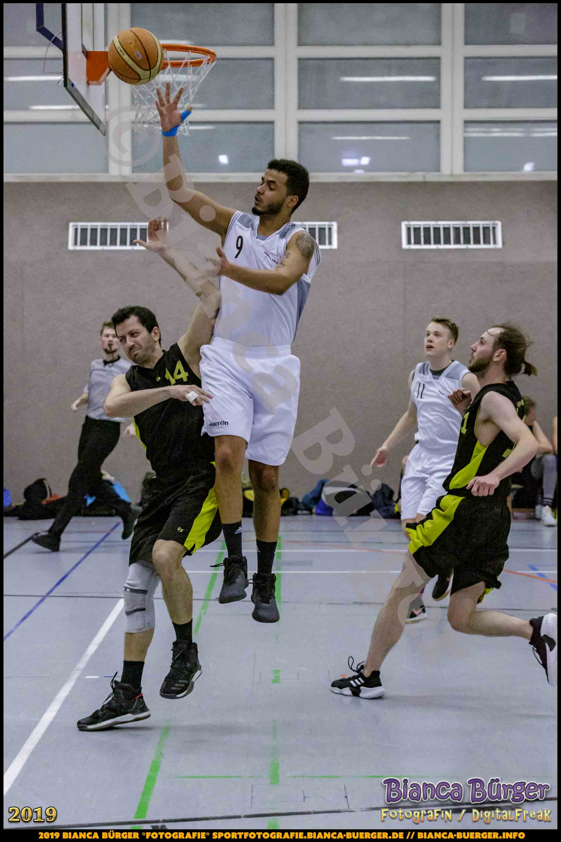 He BZB - Basketball Berlin Süd 1 vs Weddinger Wiesel 3 (S18/19, Basketball)